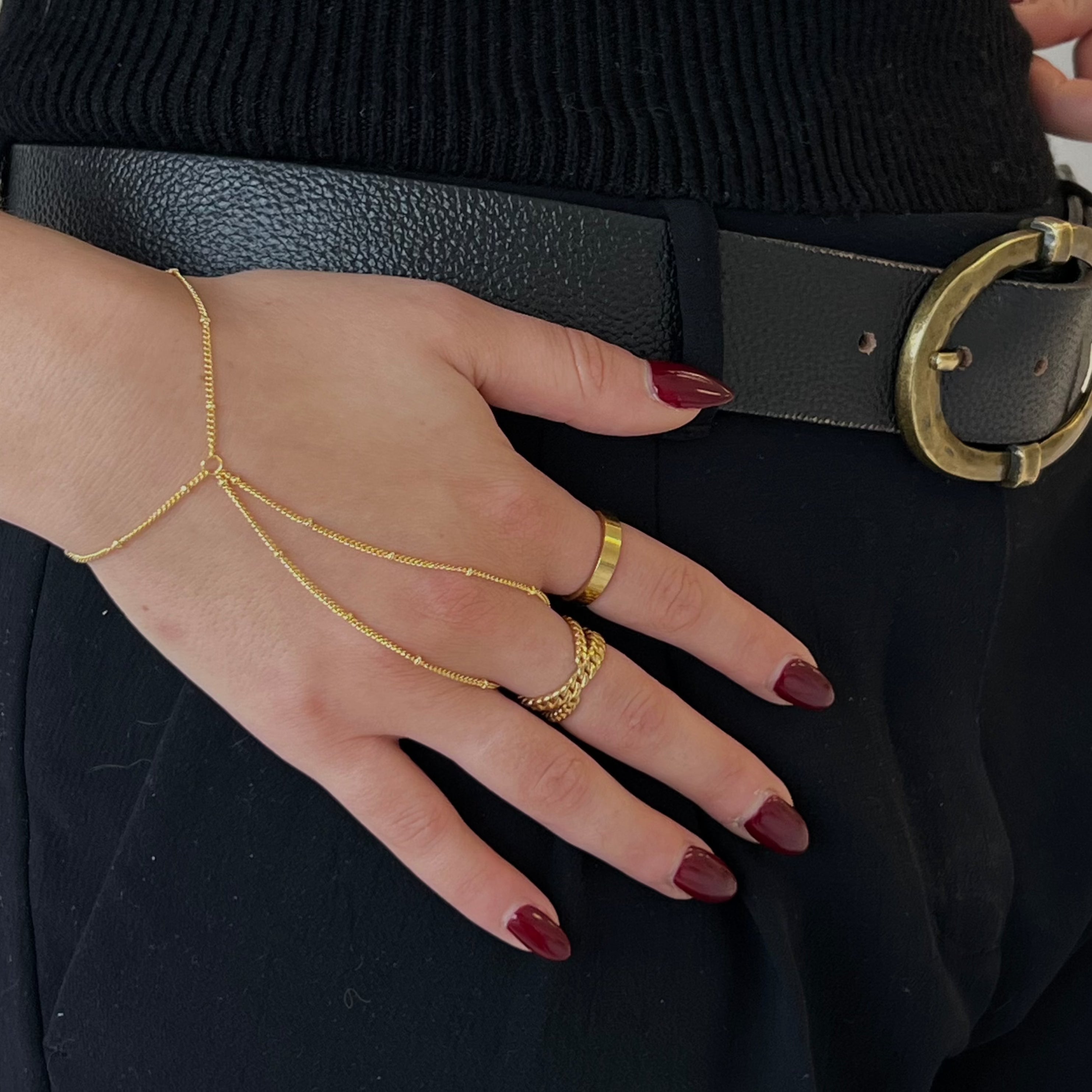 Evry Essential Hand Chains 11